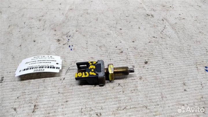 Датчик включения стоп сигнала Mazda 626 GE 92-97г