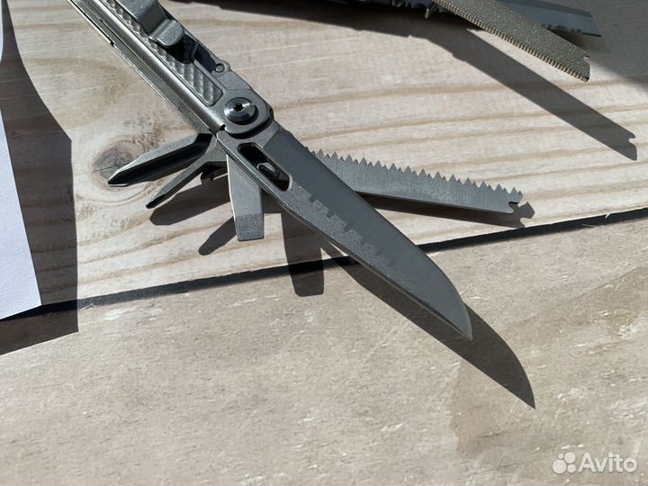 Мультитул swiss tech 17 в 1 новый