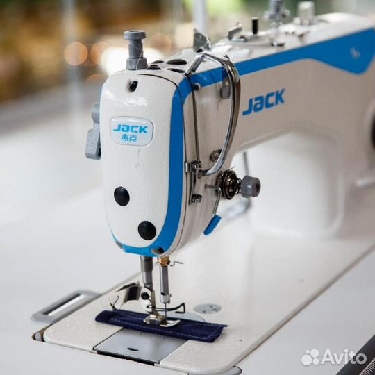 Промышленная швейная машина Jack F4