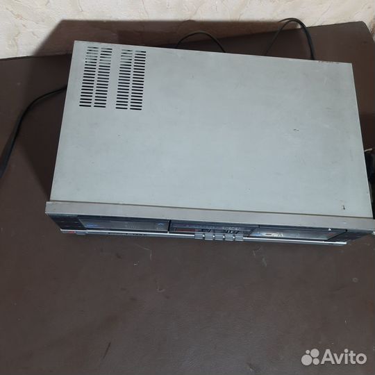 Кассетный магнитофон Вега мп122С