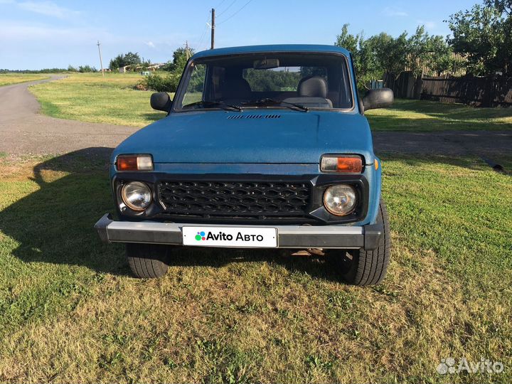 LADA 4x4 (Нива) 1.7 МТ, 2010, 200 000 км