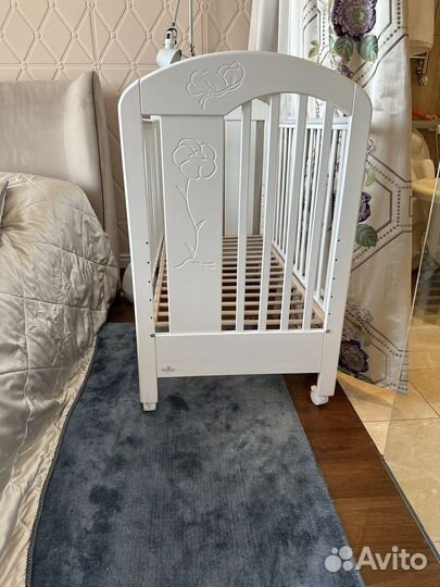 Детская кроватка