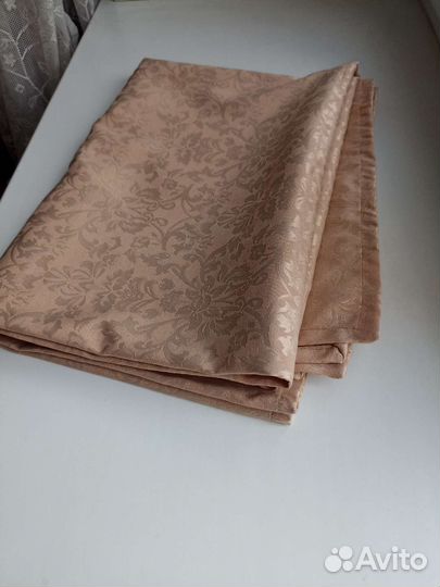 Скатерть 106х150 новая