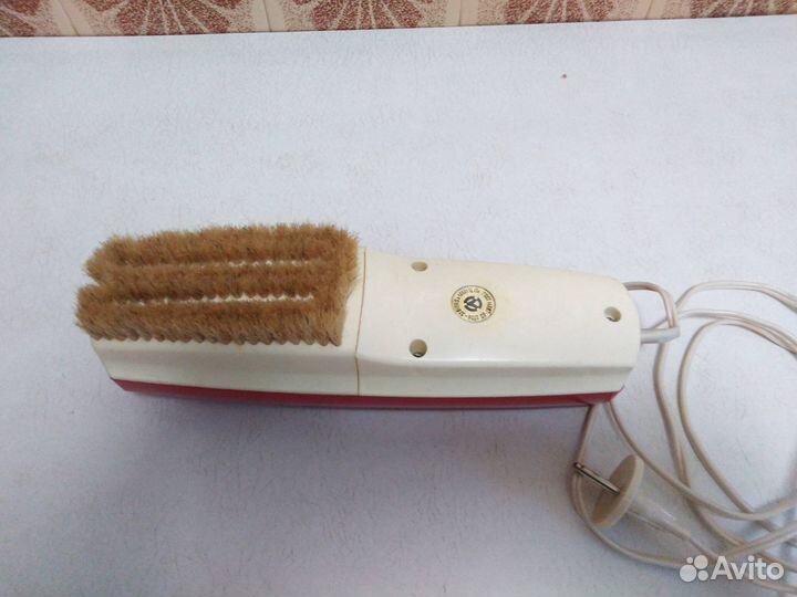 Электрощетка Ветерок. Мини-пылесос