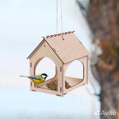 Кормушка для птиц