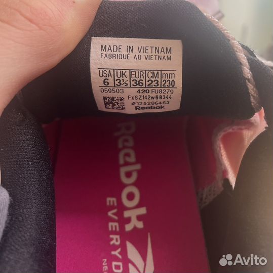 Кроссовки reebok женские