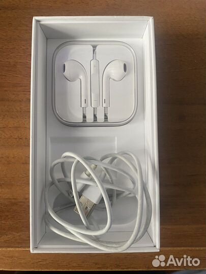 Телефон iPhone