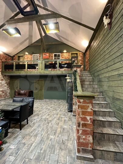 Дом 580,1 м² на участке 15 сот.