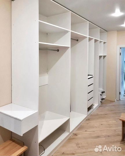 Встроенный шкаф