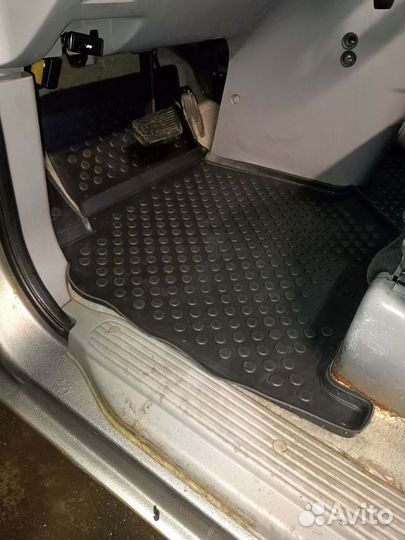 Коврики KIA Carnival 1998-2006