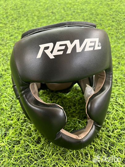 Шлем Reyvel