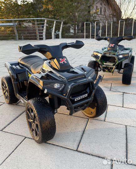 Детский квадроцикл на аккумуляторе