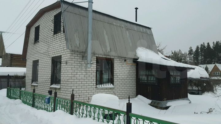 Дача 90 м² на участке 8 сот.