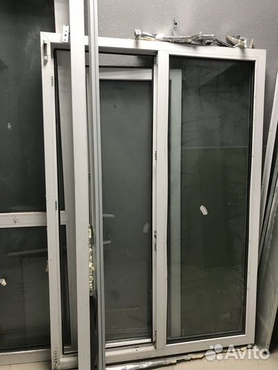 Балконный блок : дверь + окно б/у от застройщика