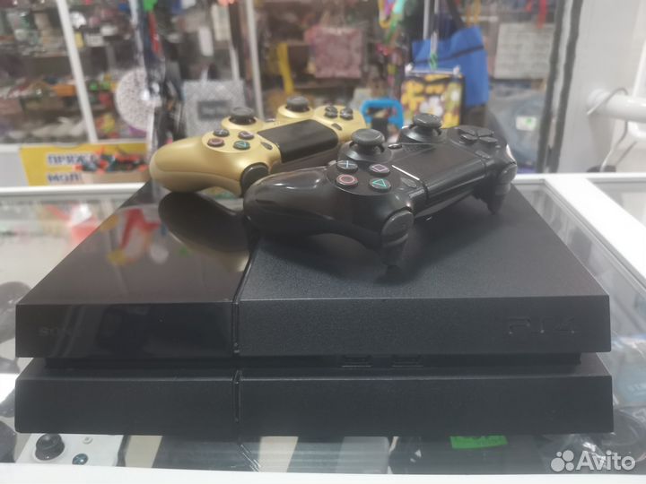 Sony PS4 +2 джойстика