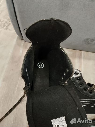 Коньки хоккейные