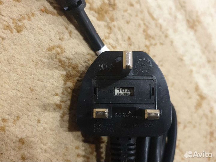 Кабель для компьютера