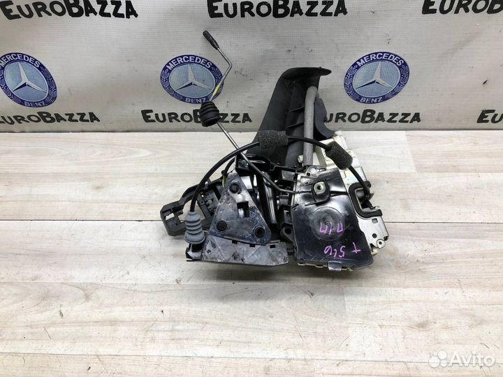 Замок двери передний правый Mercedes W164