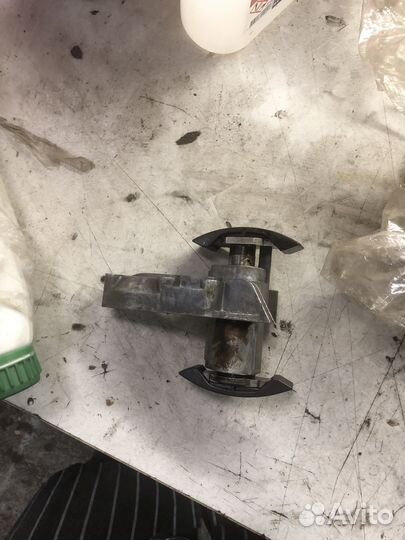 Гидронатяжитель цепи audi