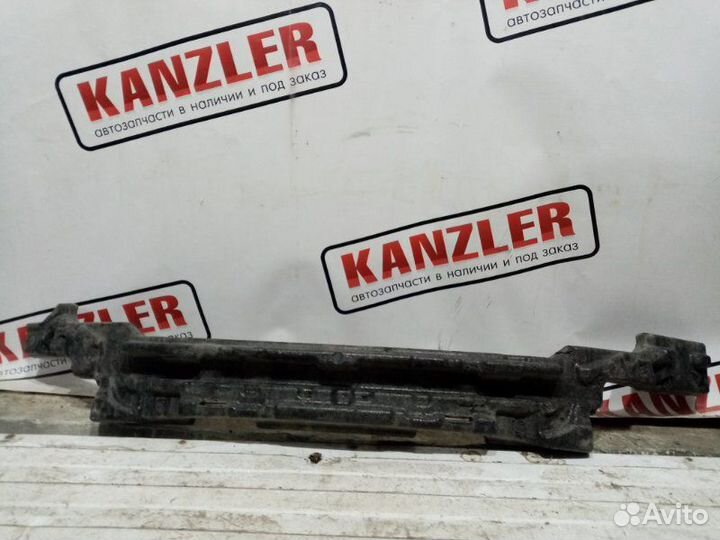 Наполнитель переднего бампера Hyundai Santa Fe 3