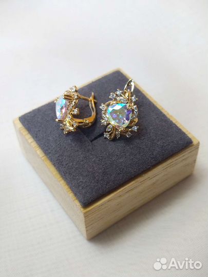 Серьги золото медицинское