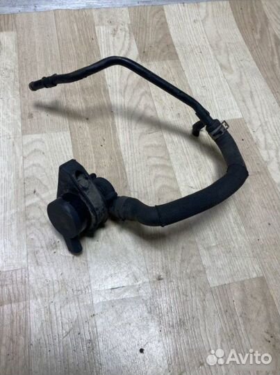 Насос водяной помпа Audi Q5 I 2.0 tfsi quattro