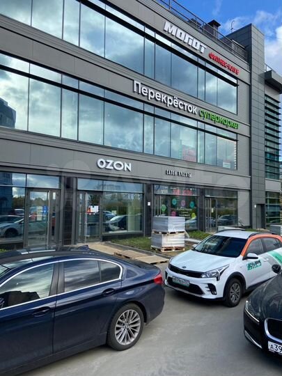 Торговая площадь, 130 м²