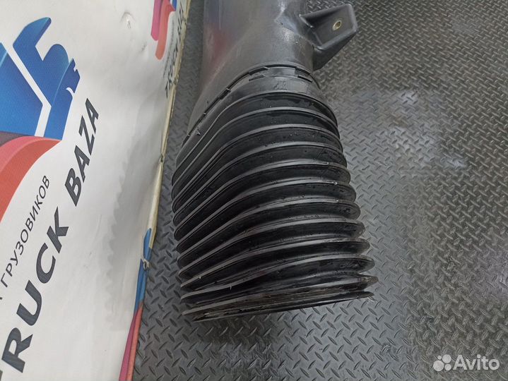 9408301544 Воздухозаборник