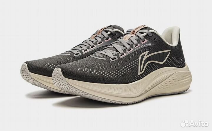 Кроссовки женские Li-ning