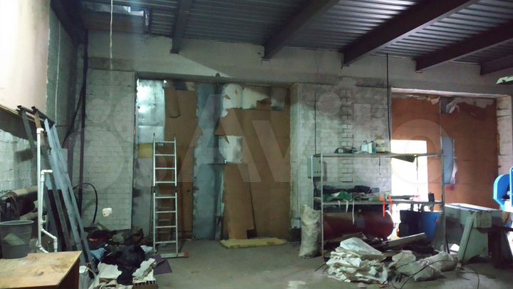 Гараж, > 30 м²