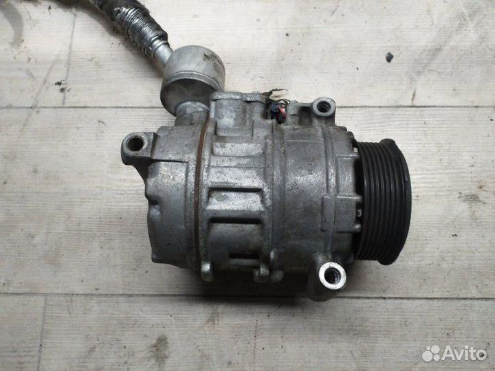 Компрессор кондиционера Mercedes Sprinter W906