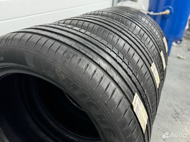 Michelin Pilot Sport 4 SUV 275/40 R20 106Y