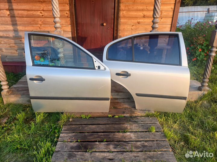 Дверь skoda octavia тур