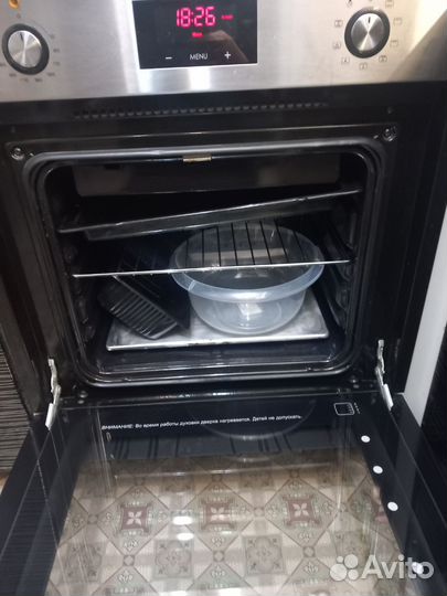 Духовой шкаф