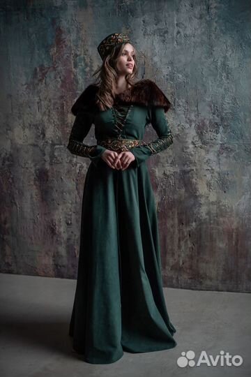 Аренда Историческое средневековое платье