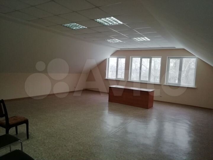 Производство, 2300 м²