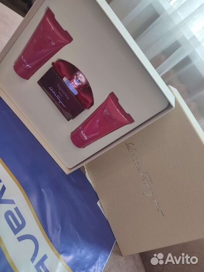 Новый Ferragamo набор signorina оригинал