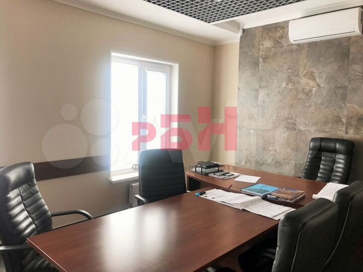 Офис в бц с отдельным входом 52.4 кв.м