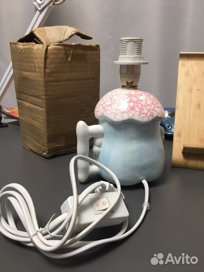 Детская настольная лампа