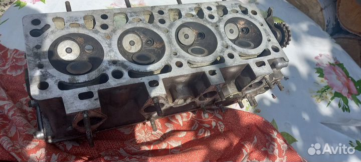 Продам головку блока цилиндров Москвич412