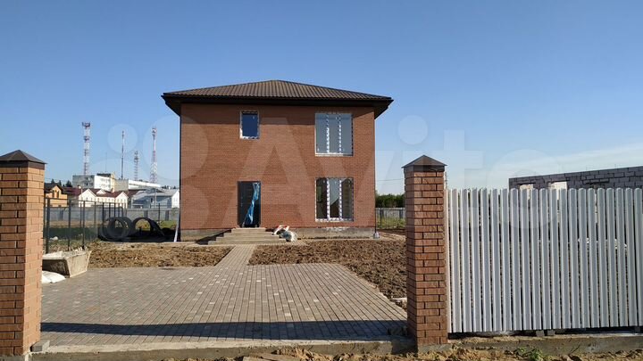 Дом 160 м² на участке 8 сот.