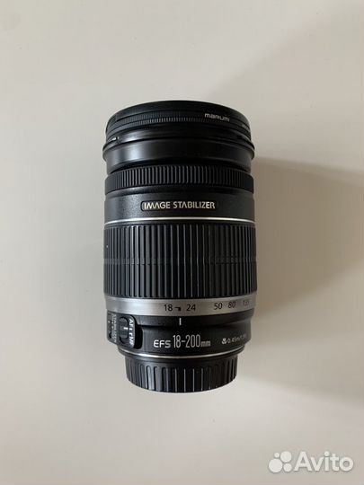 Объектив Canon EF-S 18-200mm