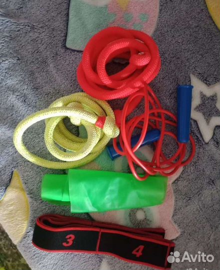 Гимнастическая скакалка