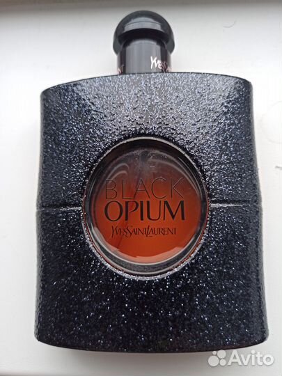 Yves Saint Laurent Black Opium