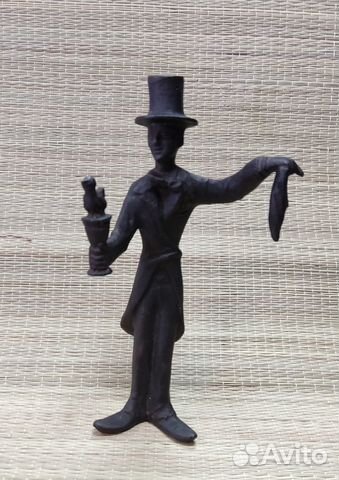 Чугунная статуэтка 