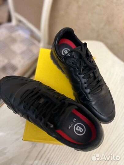 Кроссовки мужские кожаные 42 размер