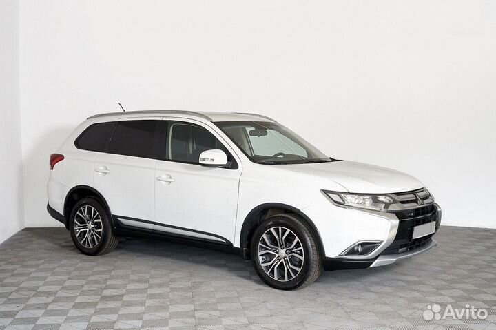 Mitsubishi Outlander 2.0 CVT, 2017, 124 000 км