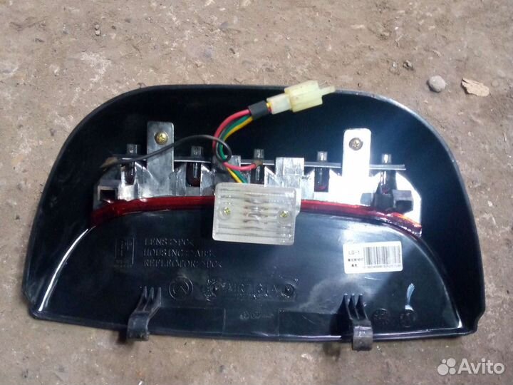 Дополнительный стоп сигнал Geely Mk