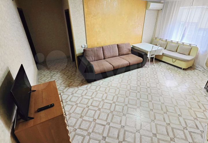 2-к. квартира, 57 м², 4/5 эт.