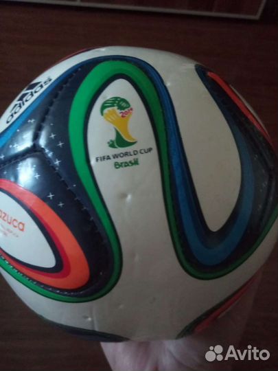 Футбольный мяч adidas mini